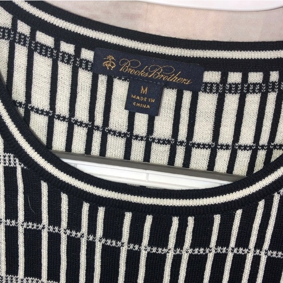 Brooks Brothers  Silk Blend Sleeveless Top Size M - Picture 4 of 7